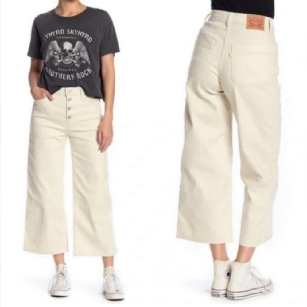 Levi’s Mile High Cropped Wide Leg Button Fly Jean in Cream Size 24